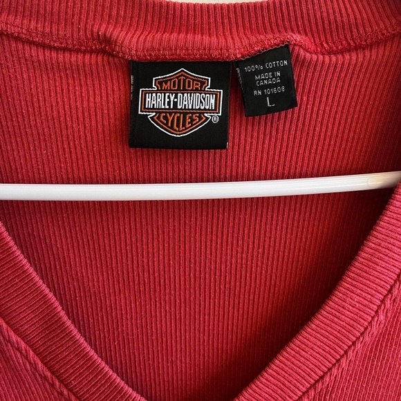 Harley Davidson Women’s Vintage Red V-neck‎ Ribbed Short Sleeve Logo Tee Size L - Picture 7 of 7